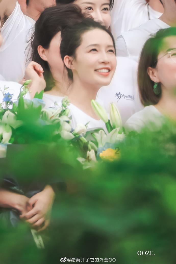 长时间看屏幕真的损害视力?医生提供科学解答,护眼的有效方法!
